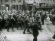 75 ans du Front Populaire - Au Devant de la Vie - Hymne des premiers Congés Payés en 1936 - YouTube.flv