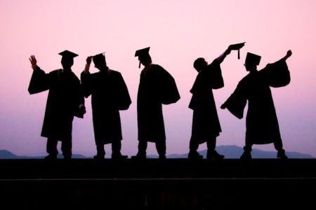 La réussite scolaire est-elle synonyme de réussite professionnelle ? 