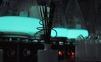 Les bactéries bioluminescentes cultivées en laboratoire par Glowee, GLOWEE, Ariane Schwab, FranceInfo